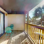 Portside Resort Z4